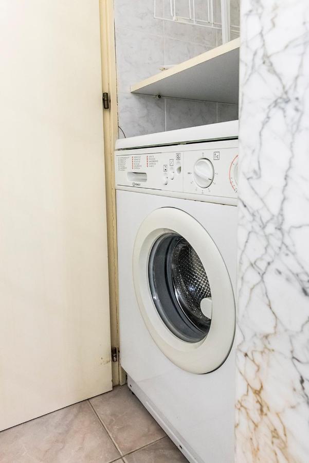 N050 - Numana, Trilocale In Centro Con Portico E Posto Auto Apartment Екстериор снимка